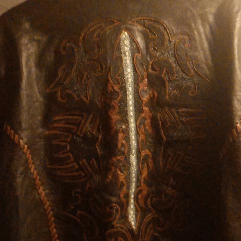 Leather jacket - Picture 4 of 6